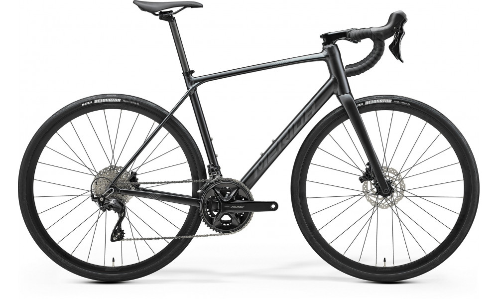 ????????? Merida Scultura Endurance 400 II3 silk black(dark silver) 