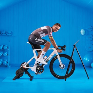 ?????????? Wahoo KICKR Core 2 + Zwift Cog/Click