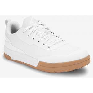 Shoes Cube Strix white