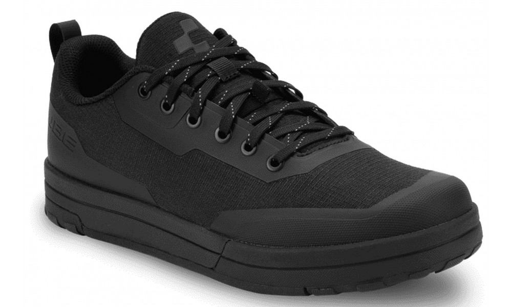 Shoes Cube Strix black 