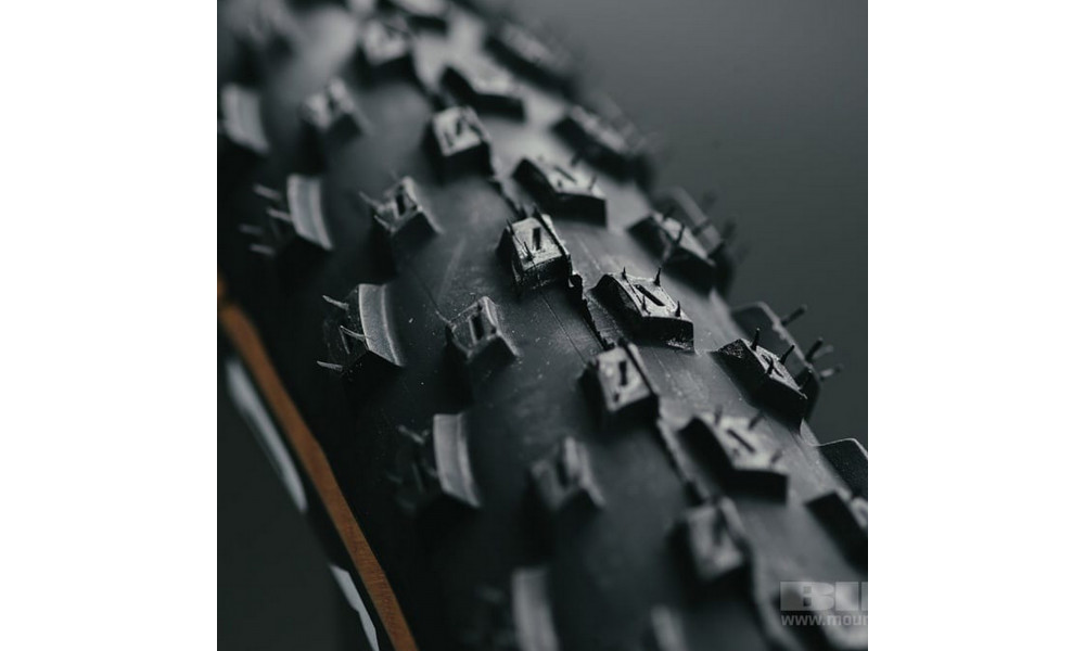 Tire 29" Vittoria Barzo TLR Fold 29x2.25 / 55-622 tan - 9