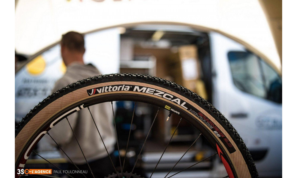 Шина 29" Vittoria Mezcal TLR Fold 29x2.1 / 52-622 tan - 4