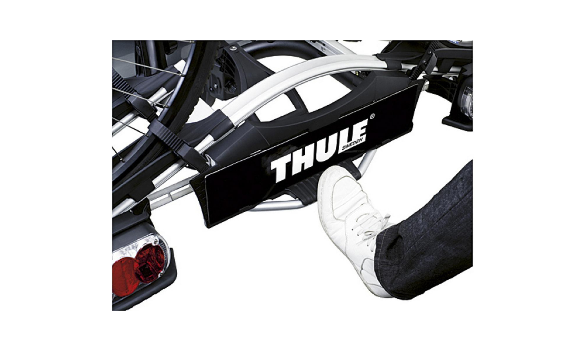 Bike carrier Thule EuroWay G2 3 bikes (13 pin) - 1