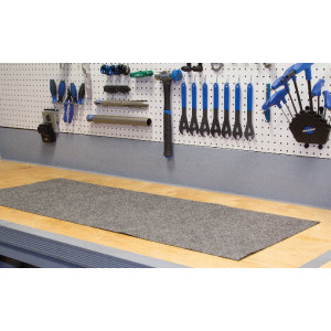 Коврик для мастерской Finish Line Absorb-It Mat 122x46cm