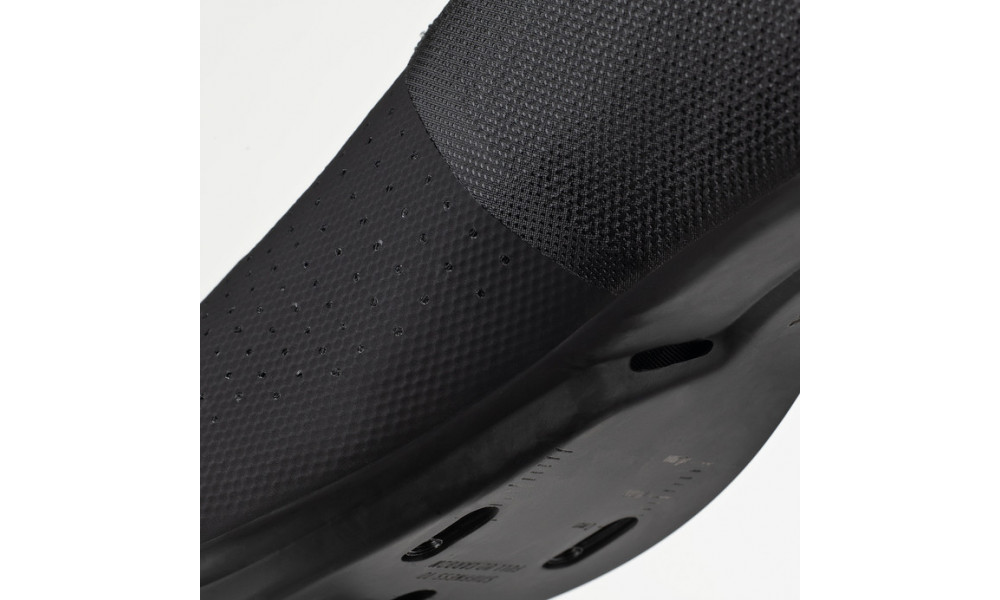 Велосипедная обувь FIZIK Tempo Decos Carbon Wide black-black - 1