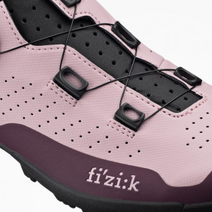 Велосипедная обувь FIZIK Terra Atlas pink grape-black